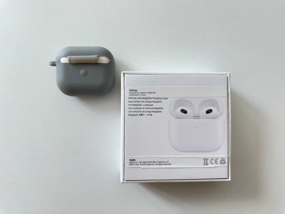 Наушники Apple AirPods 3 Mag Safe