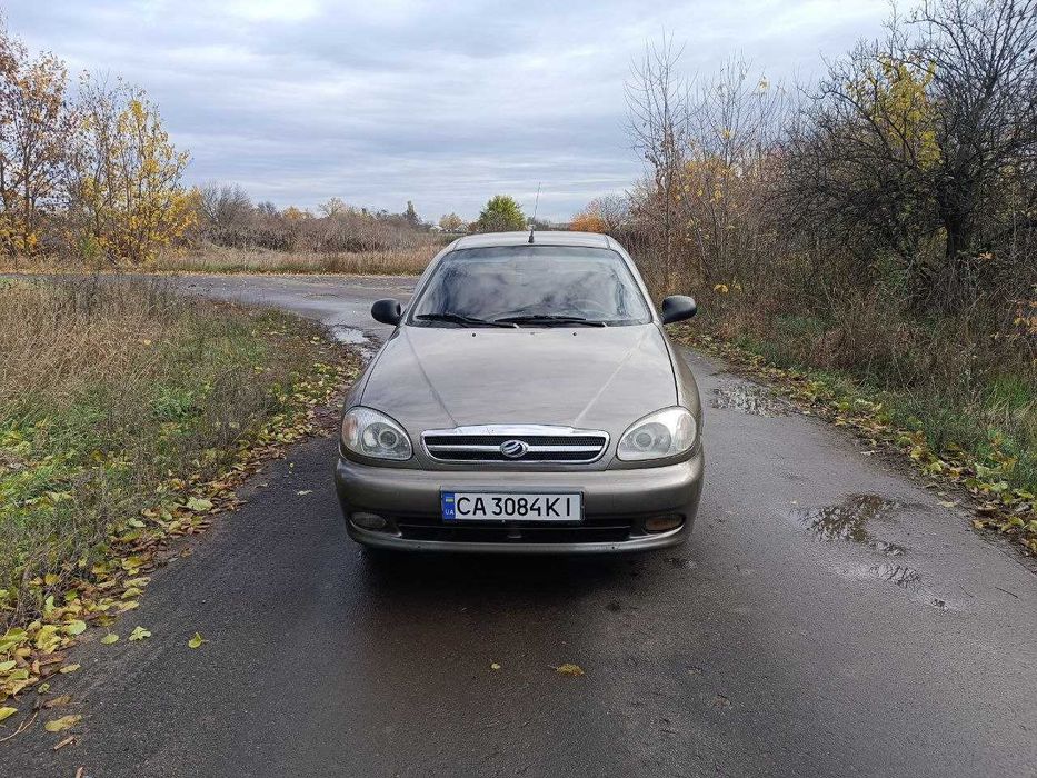 Продам Daewoo Lanos 2011