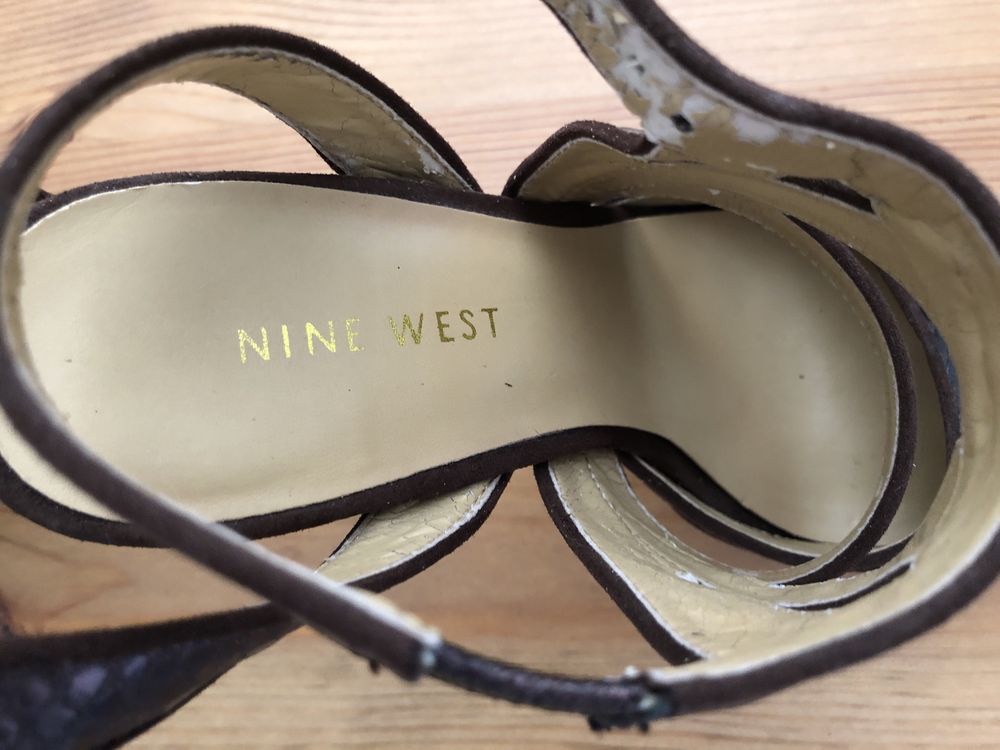 Sandálias Nine West 35