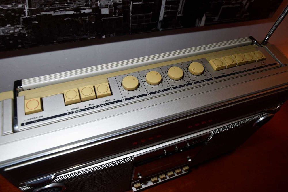 Boom Box Japonesa Anos 80