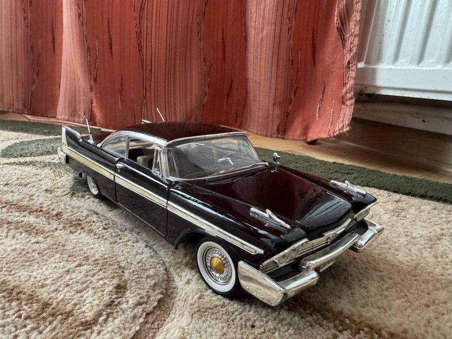 Модель Plymouth Fury 1958 1/18 Motormax