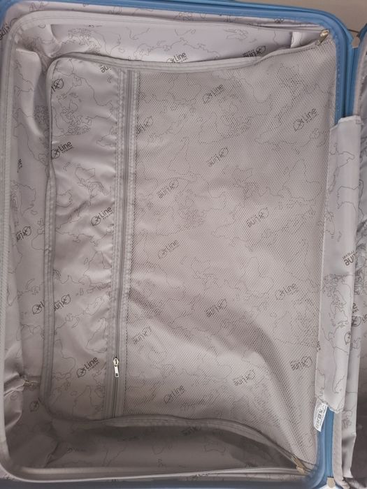 Piękna Walizka xxl 120l poszerzana