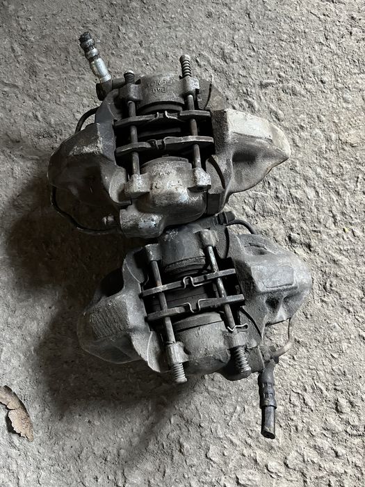 Суппорт Ваз 2101  2102  2103  2104  2105  2106  2107   Б/У