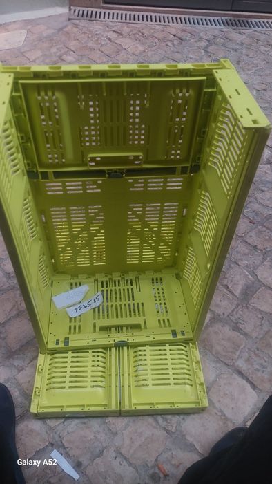 Caixas plásticas IFCO DOBRÁVEIS dobrável para arrumação .