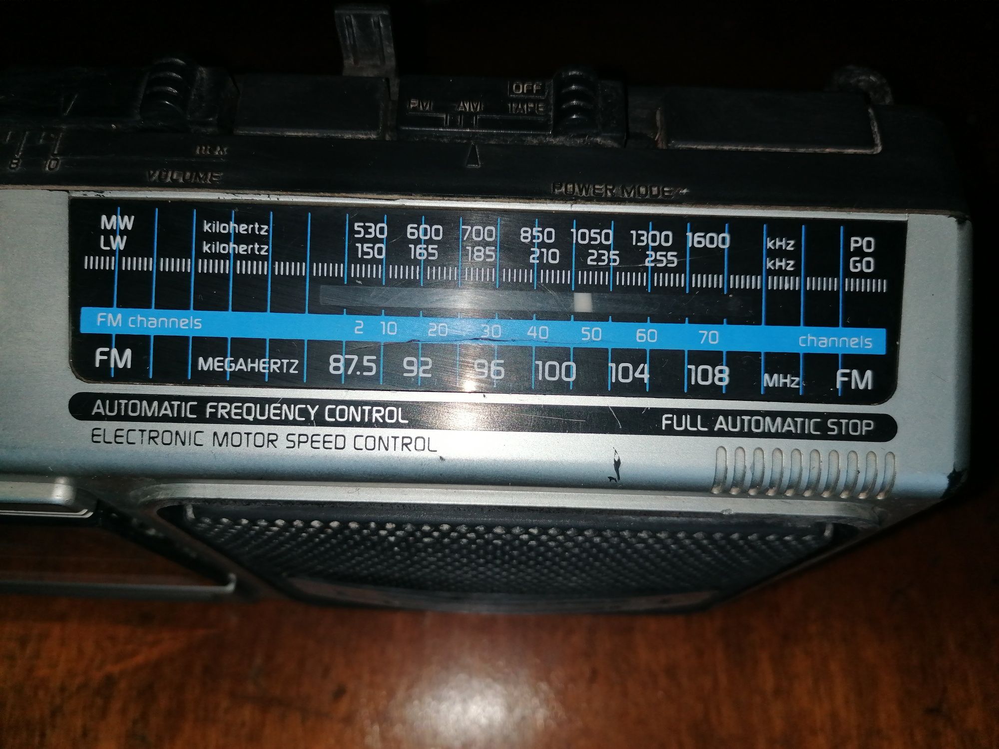 Radiola Radio Cassette Recorder D7168