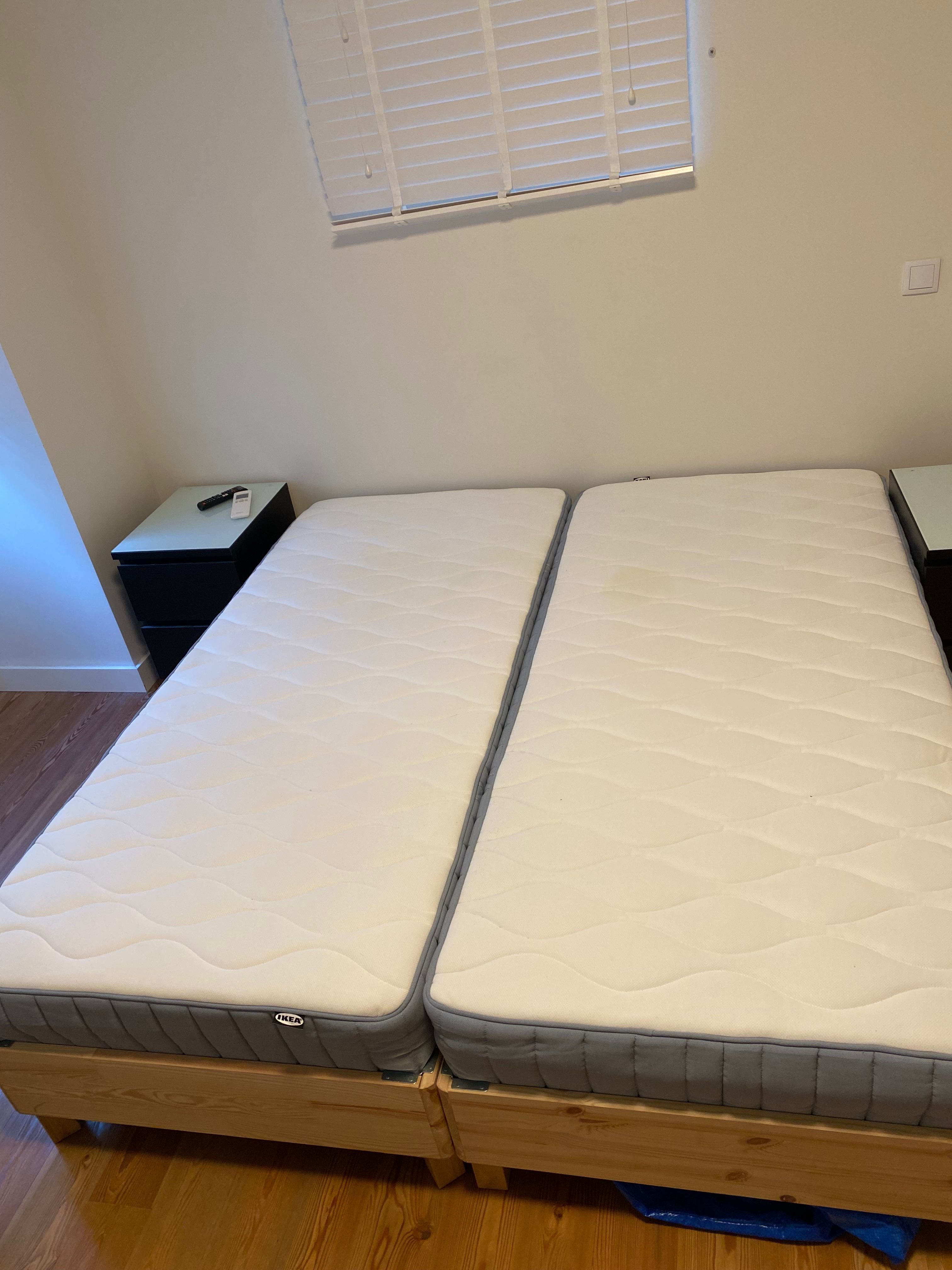 Vendo 2 Mesas de encaixar IKEA