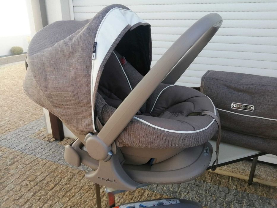Conjunto carrinho com cadeira +ovo e isofix + saco Bebécar