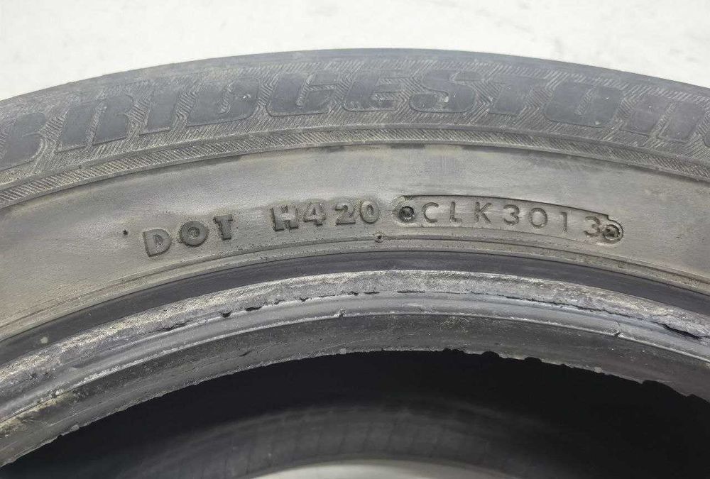 Зимові шини Bridgestone WS-70: 205/60 R16 оригінал Японія БВ як нові