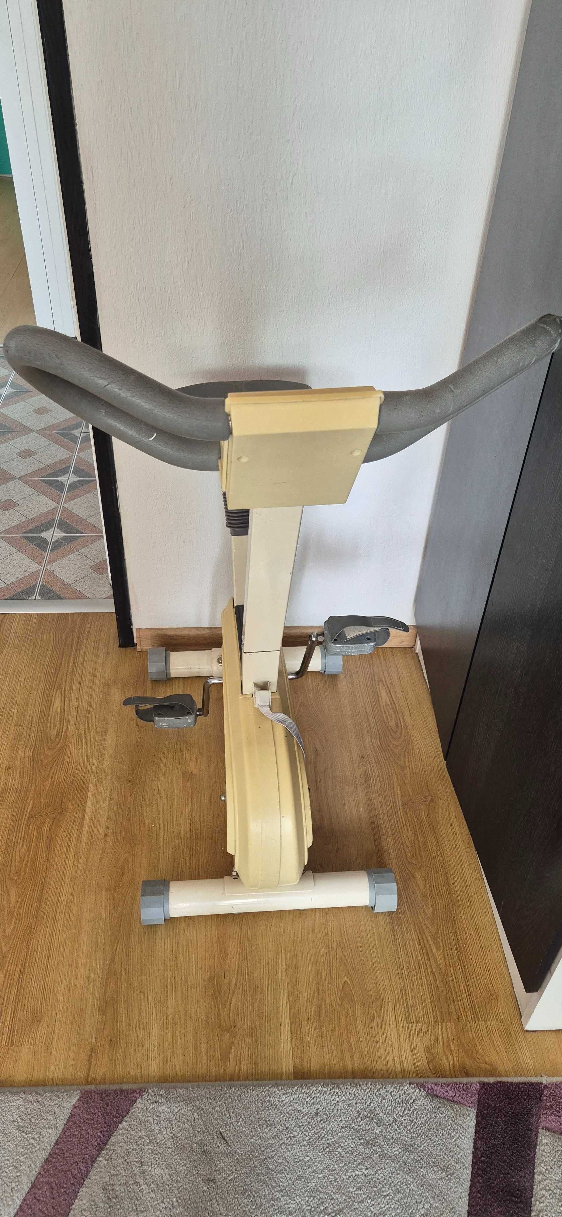 Rowerek stacjonarny do ćwiczeń