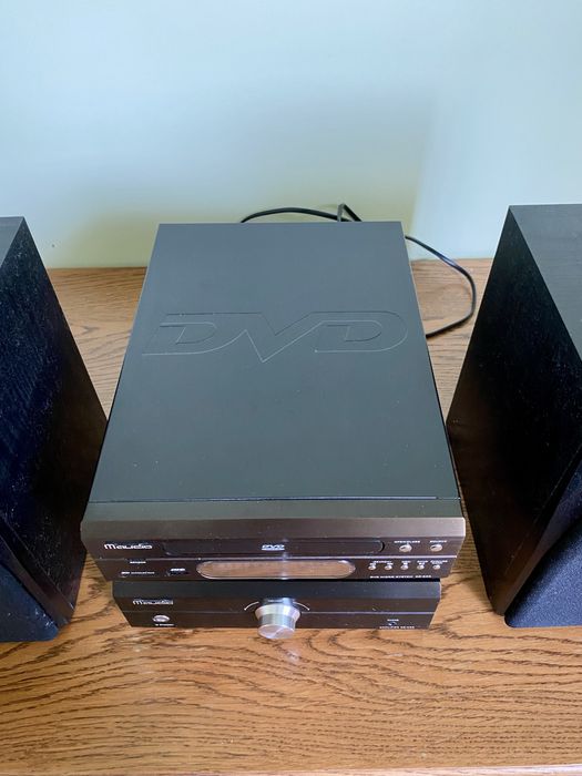 Wieża M-Audio CS-525