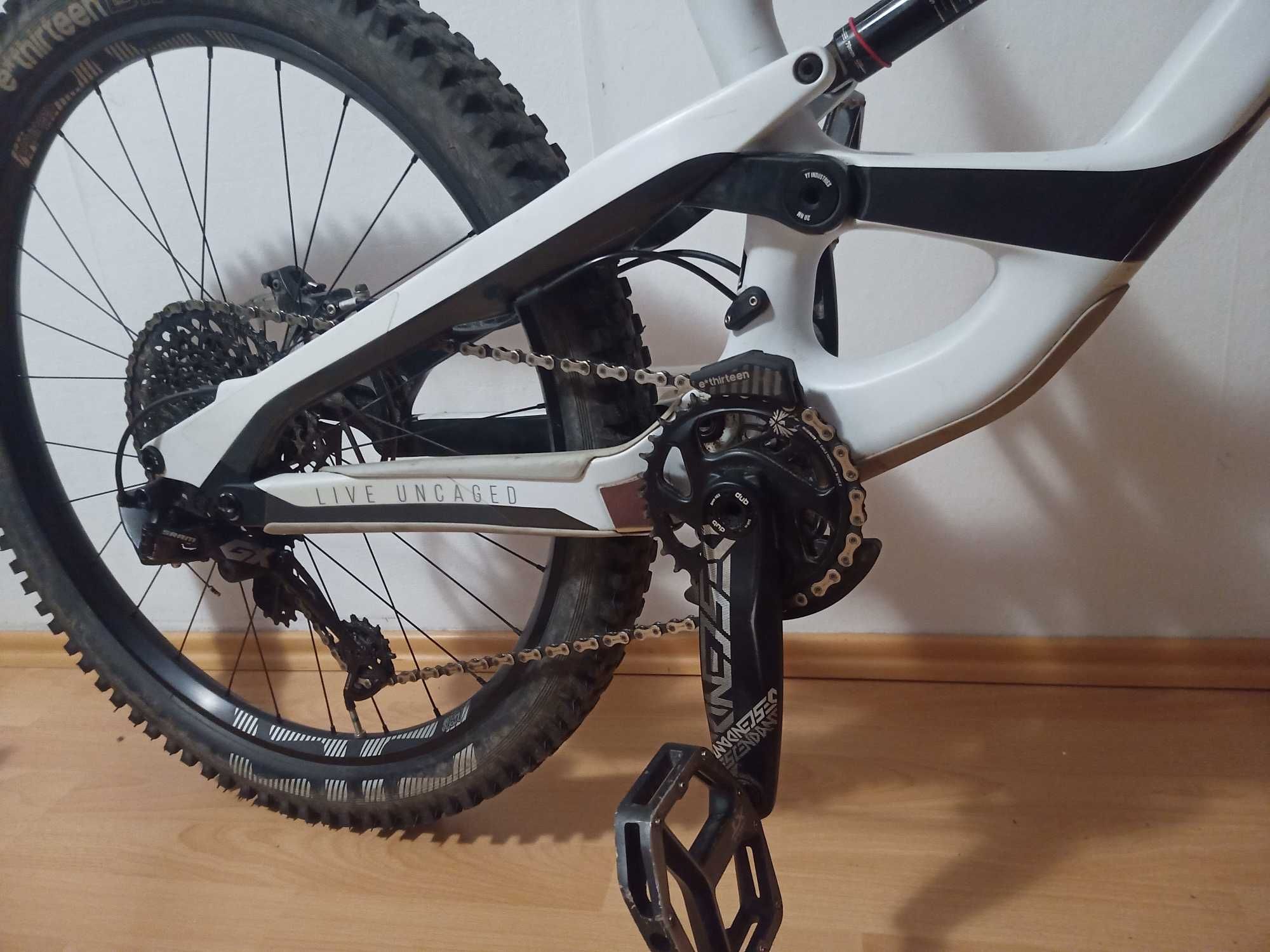 YT Capra CF Pro 2019 27,5 DH/FR/MTB/Enduro/karbon