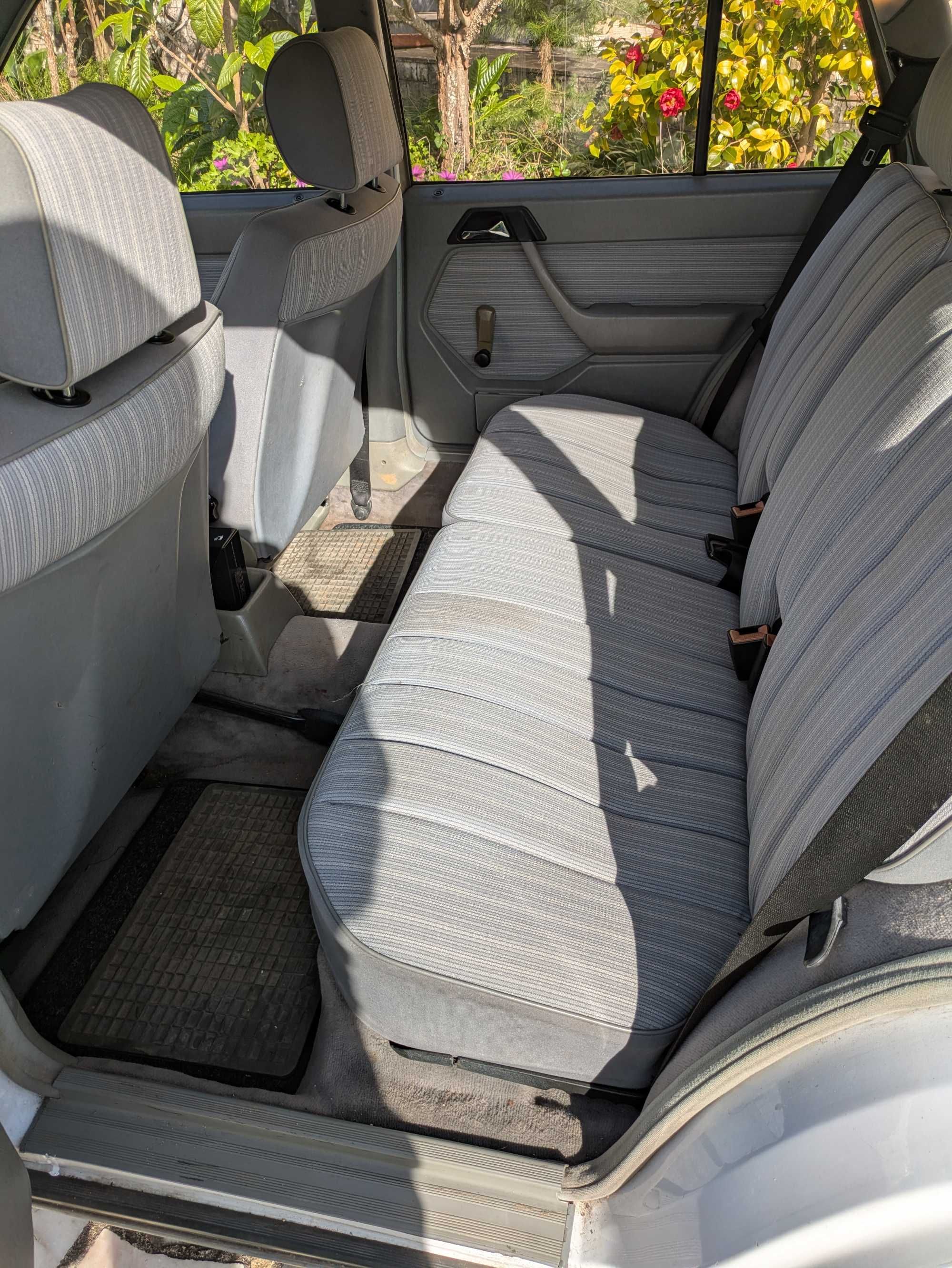 Mercedez-Benz 200TD (carrinha) 1987