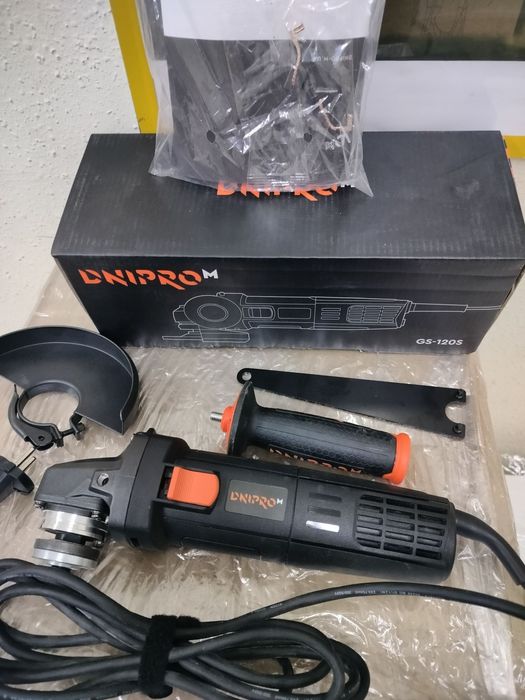 Болгарка мережева Dnipro-M GS 120 S.