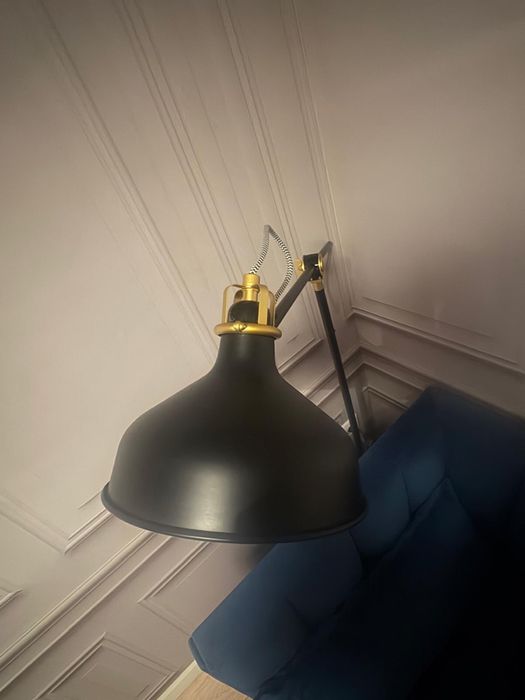 Candeeiro de pé Ikea