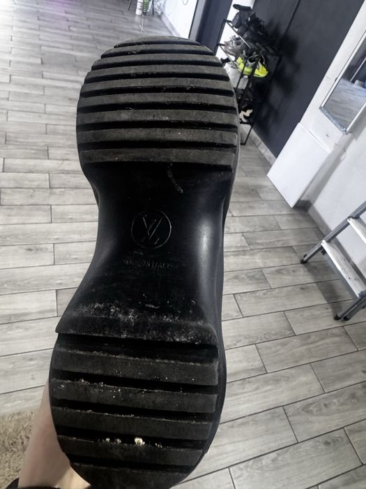 Кроссовки Louis Vuitton 40