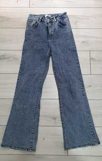 Продам модні джинси кльош