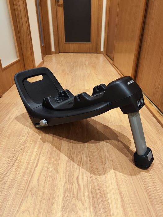 Ovo / Babycoque + Isofix Recaro