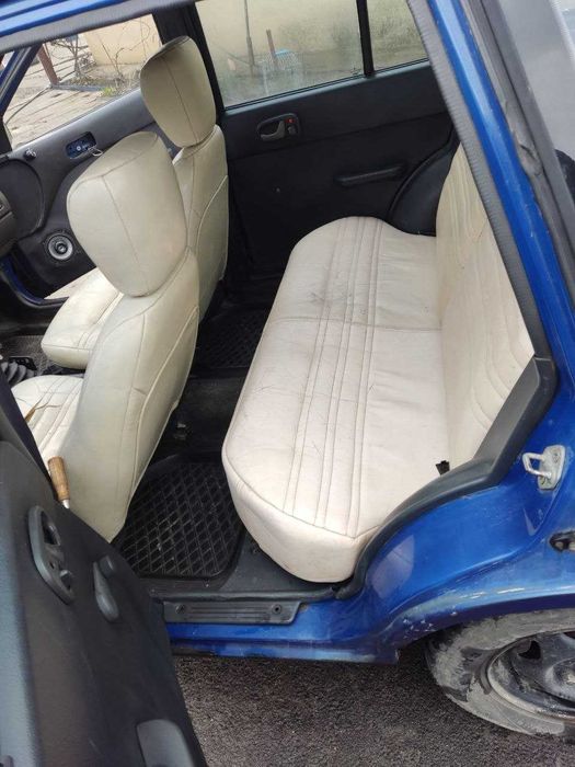 Suzuki SWIFT 1996 1.0L (3 циліндровий) МКПП 5-дв. хатчбек