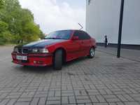 BMW E36.     M42.