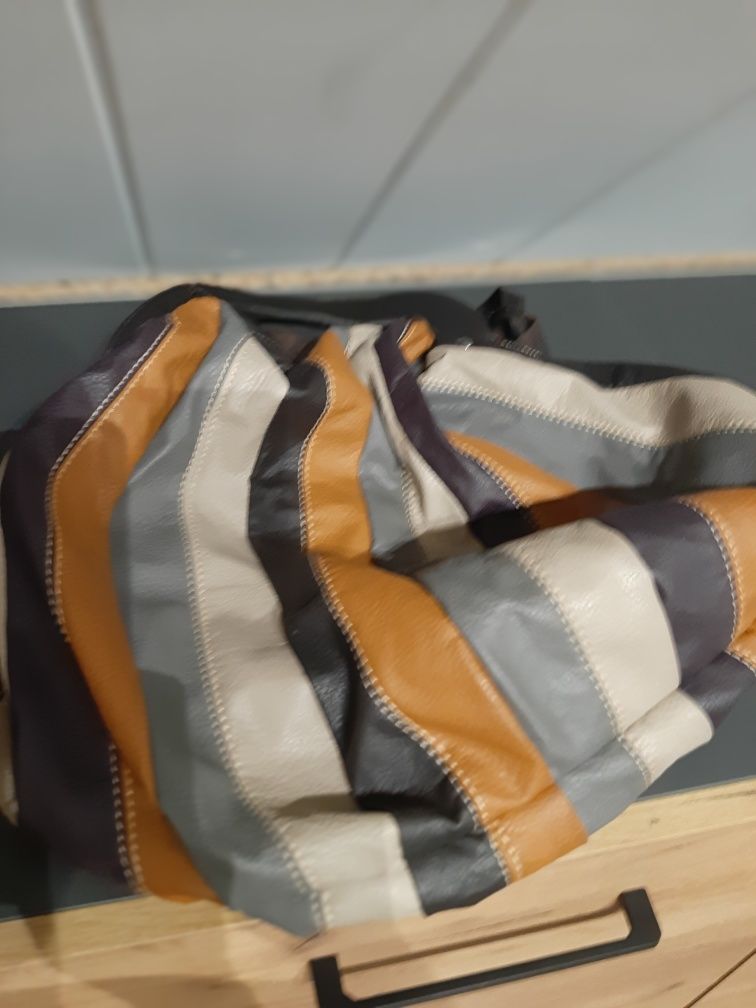 Torebka damska duża David Jones
