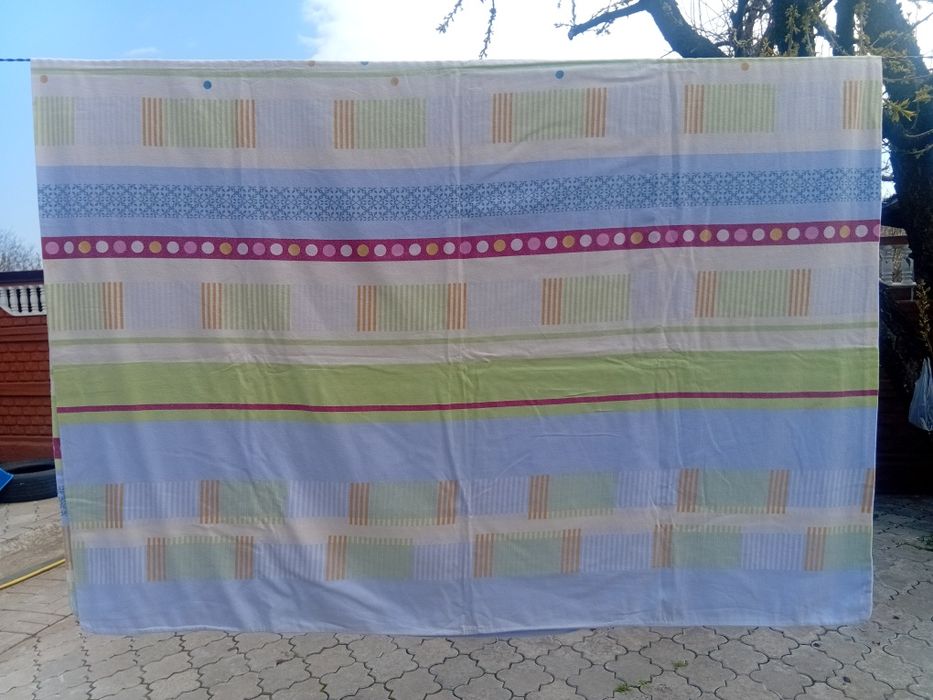 Пододеяльник б/у полуторный 145х205. Чистый, целый. Подвезу!