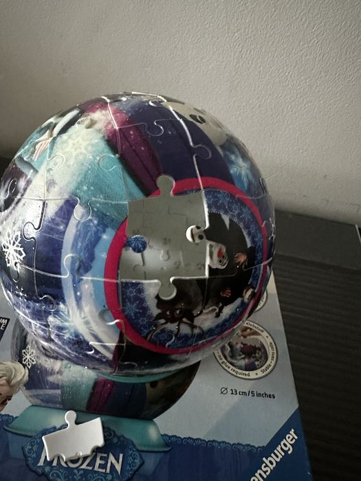 Puzzle 3D kula Anna i Elza