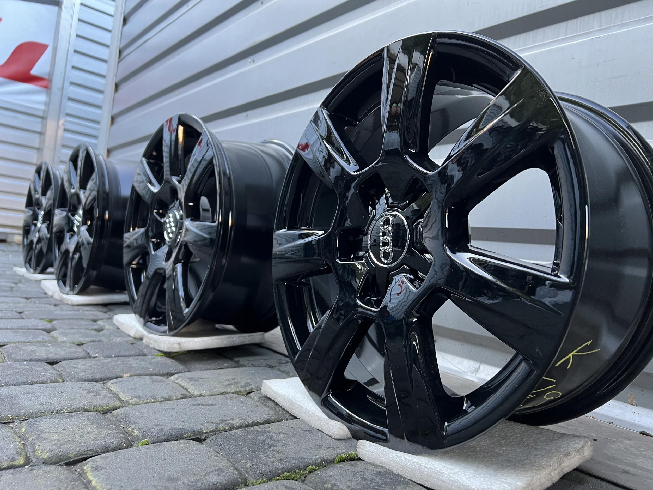 Oryginalne Felgi Audi 16 A3 A4 A6 A8 Q2 Q3 TT