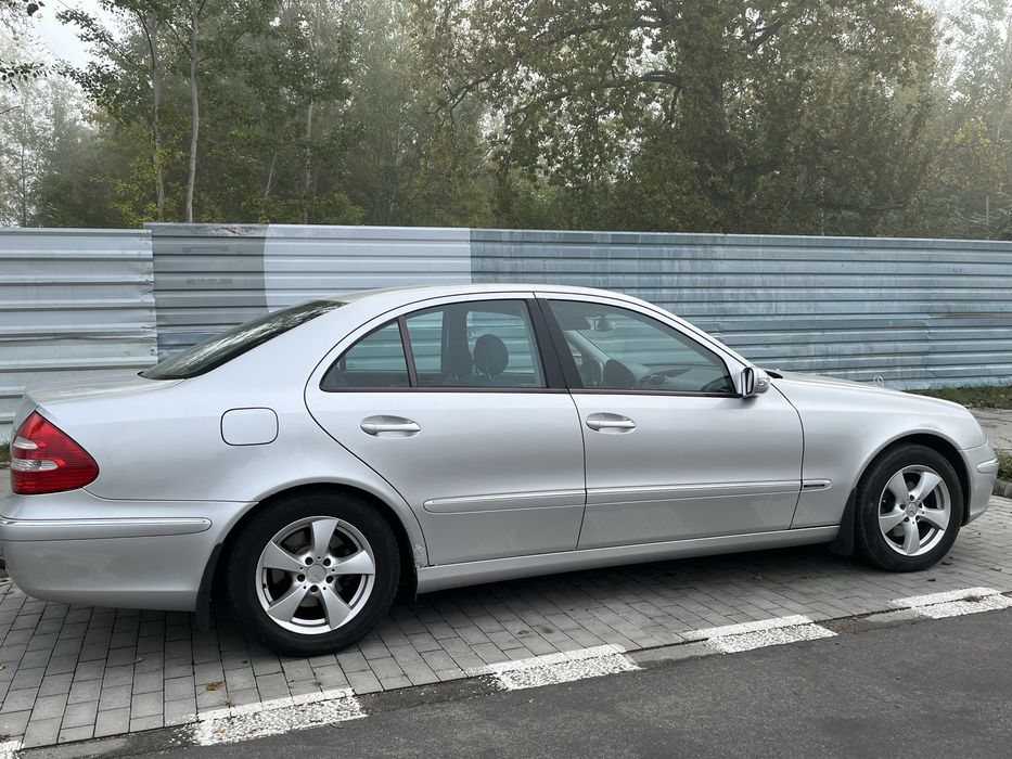 Mercedes E240 Elegance 2.6 Benzyna+LPG Manual 2002