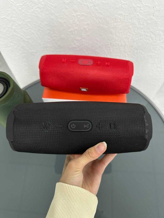 Бездротова БЛЮТУЗ КОЛОНКА на акумуляторі! Портативна КОЛОНКА +ФМ радіо