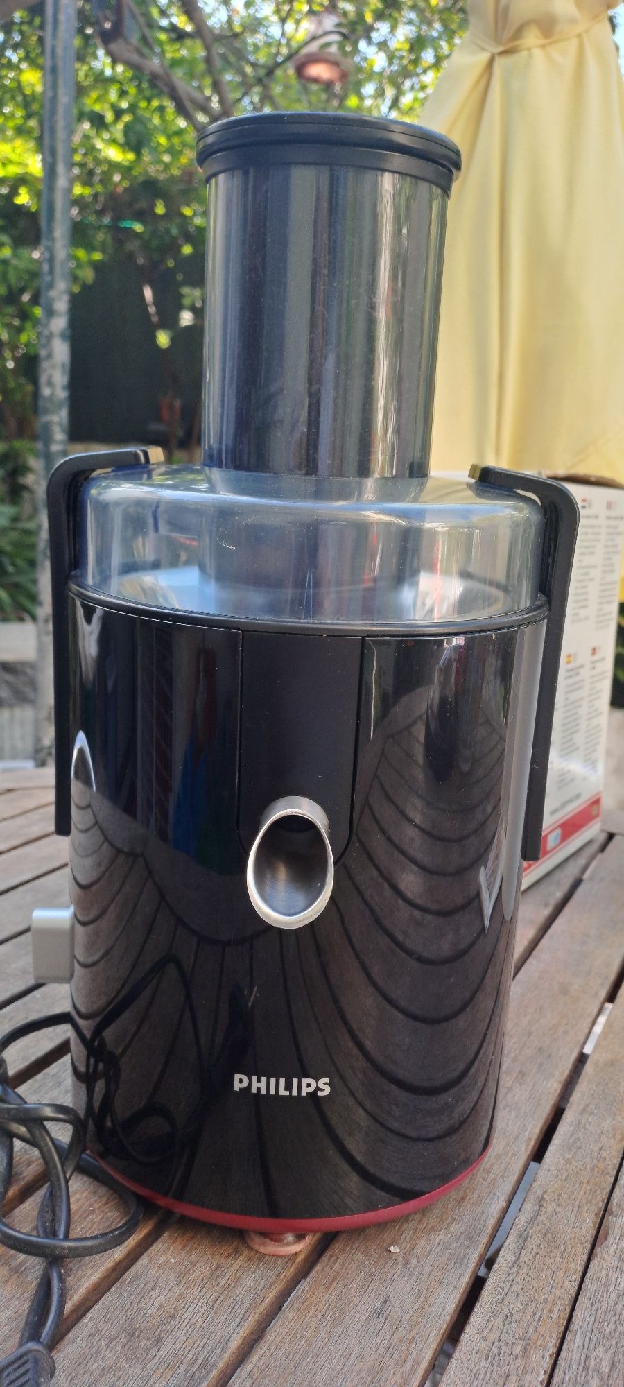 Centrifugadora de sumos e picadora de gelo