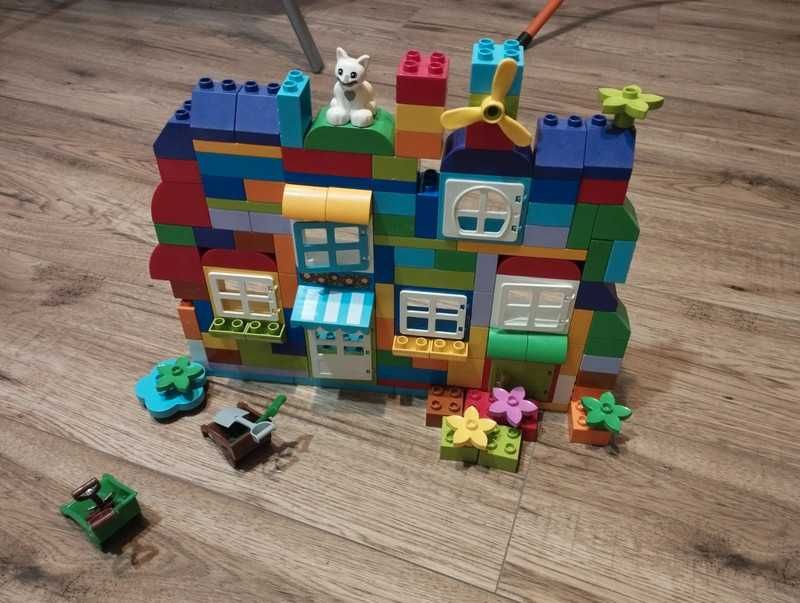 LEGO Duplo domek