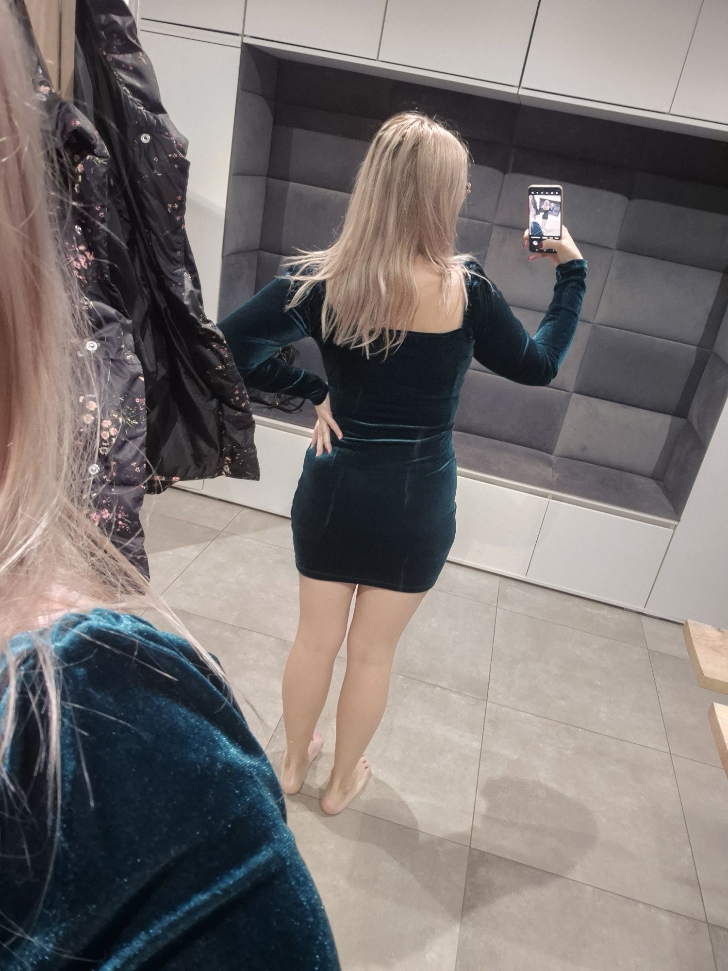 Sukienka welurowa zamszowa Velvet Xxs XS S