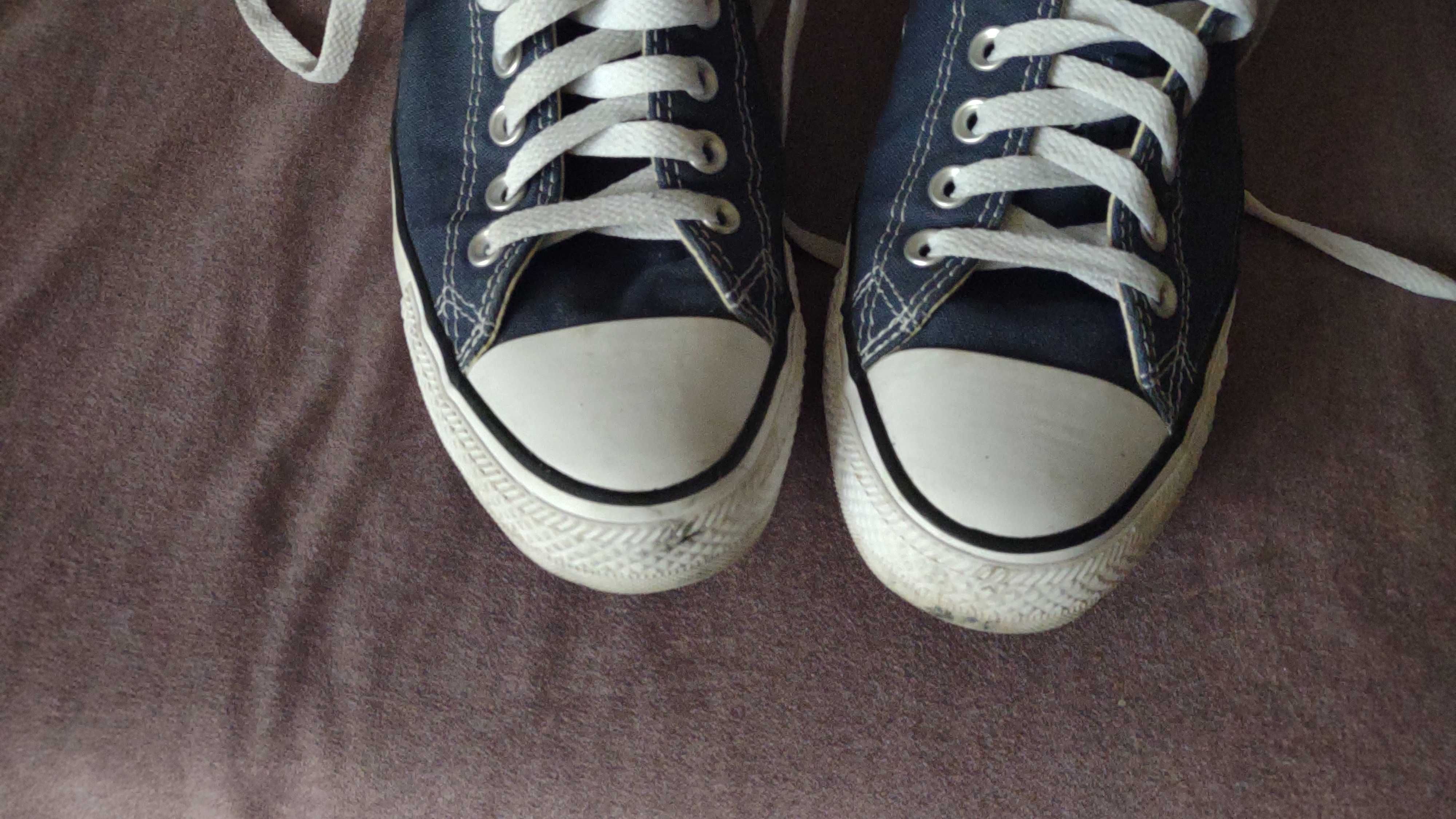 Oryginalne trampki męskie Converse rozmiar 42 używane