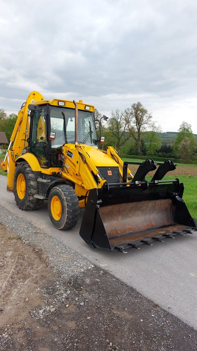 Wynajem koparko-ładowarki JCB 3CX 4CX  wypożyczenie koparki kraków boc