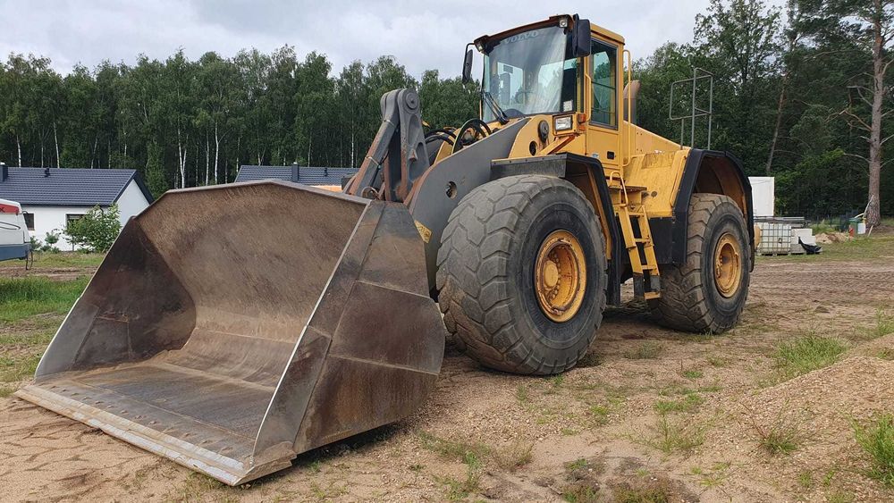 Volvo L220E - Ładowarka kołowa