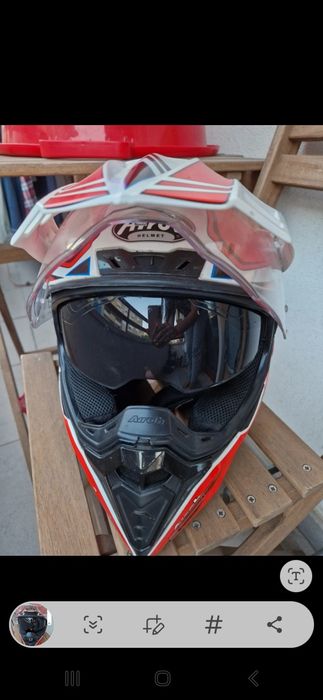 Capacete mota Airoh
