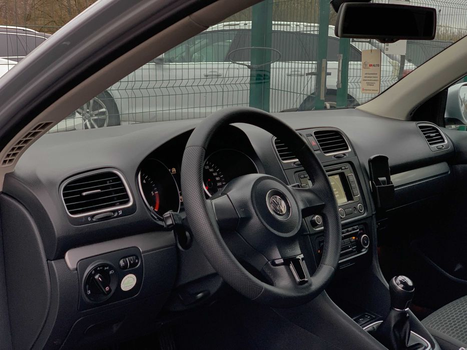 Volkswagen Golf 2013 1.6 дизель