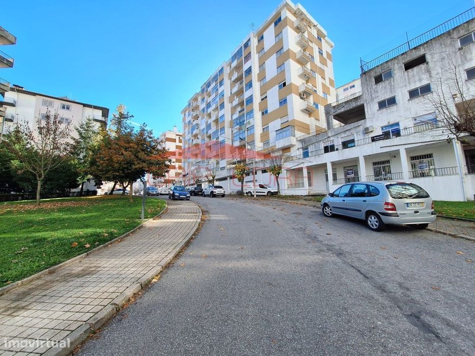 Loja ou escritório Guarda ideal transformar em apartamento