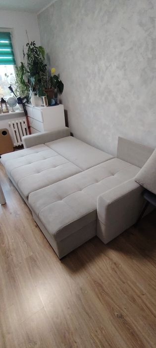 Narożnik kanapa z funkcją spania + 3 krzesla