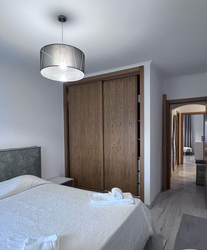 Apartamento t2 -FÉRIAS -olhos de água