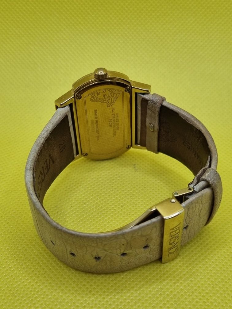 Часы Versace  psq99   на запчасти