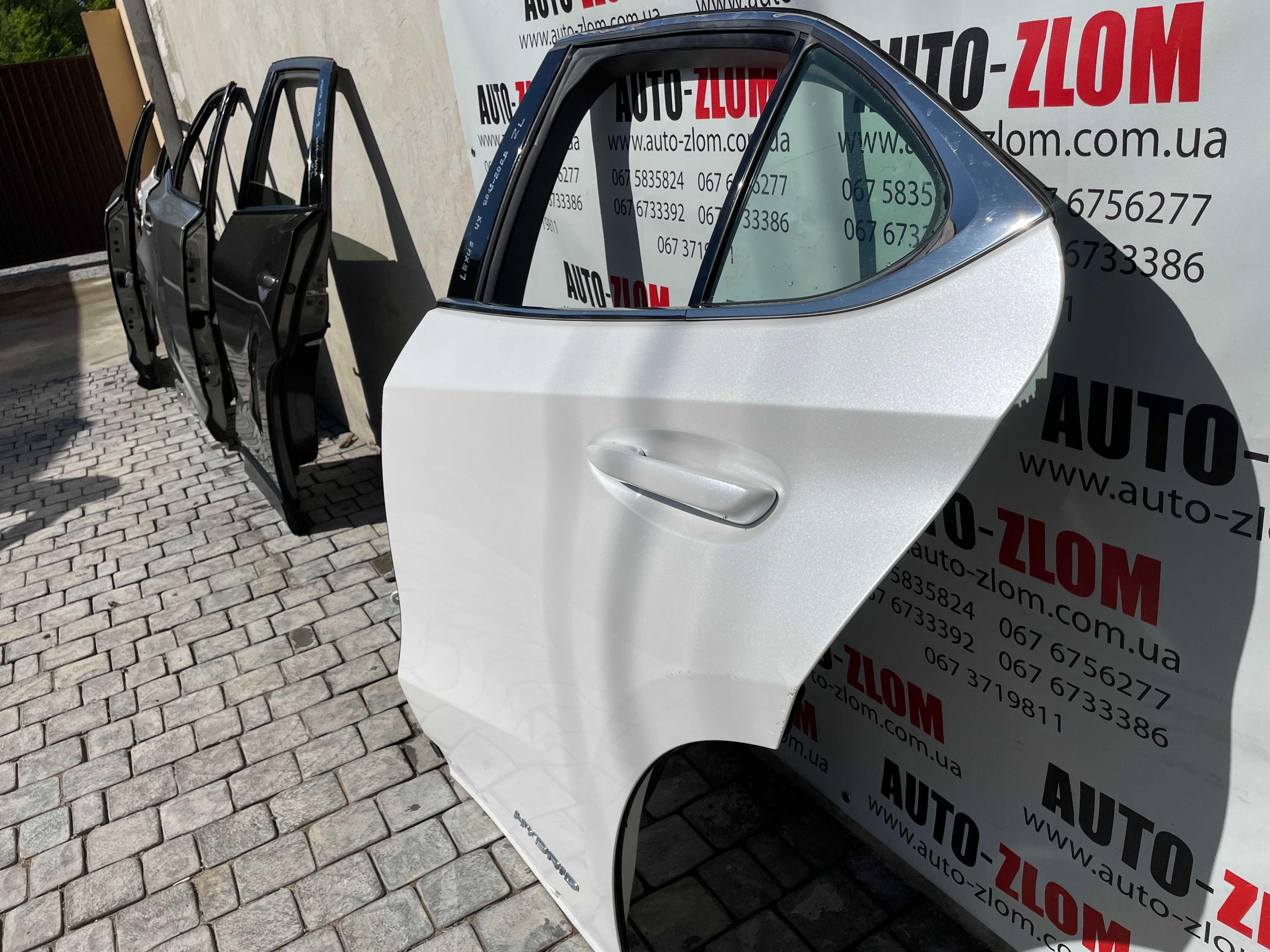 Двері задні ліві Lexus UX 2018-2022