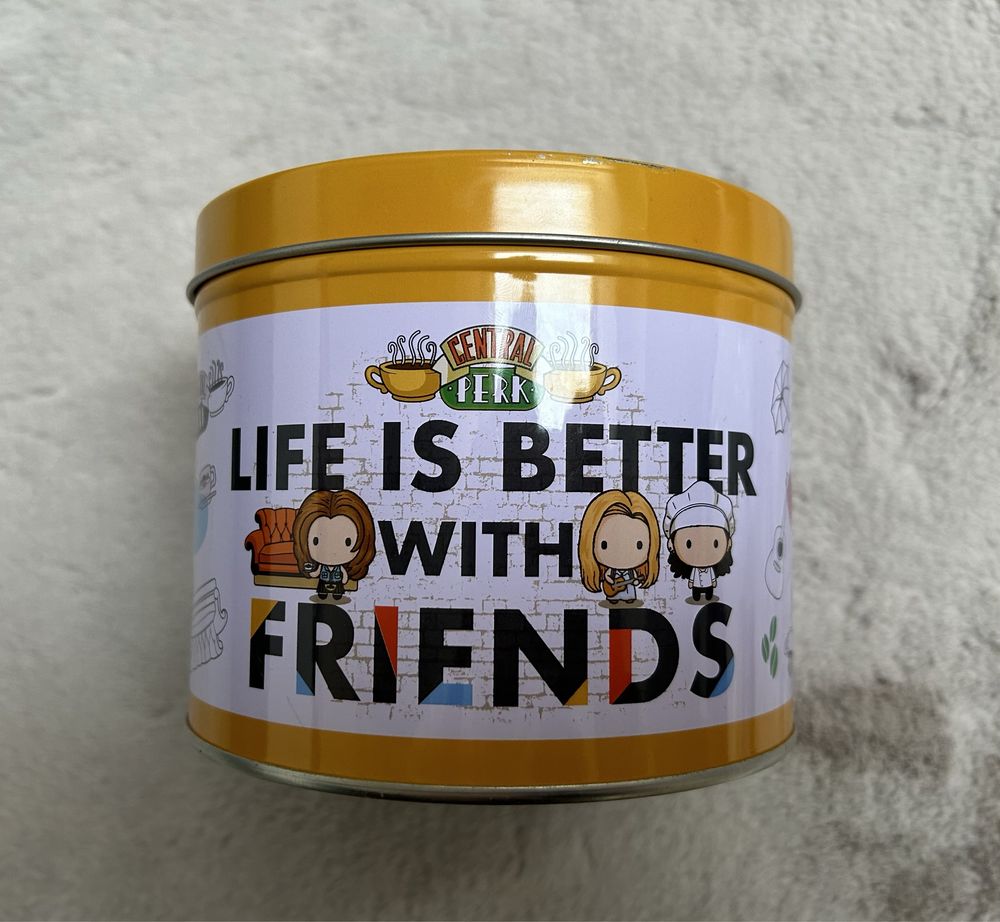 Przyjaciele zestaw prezentowy kubek friends (chibi)