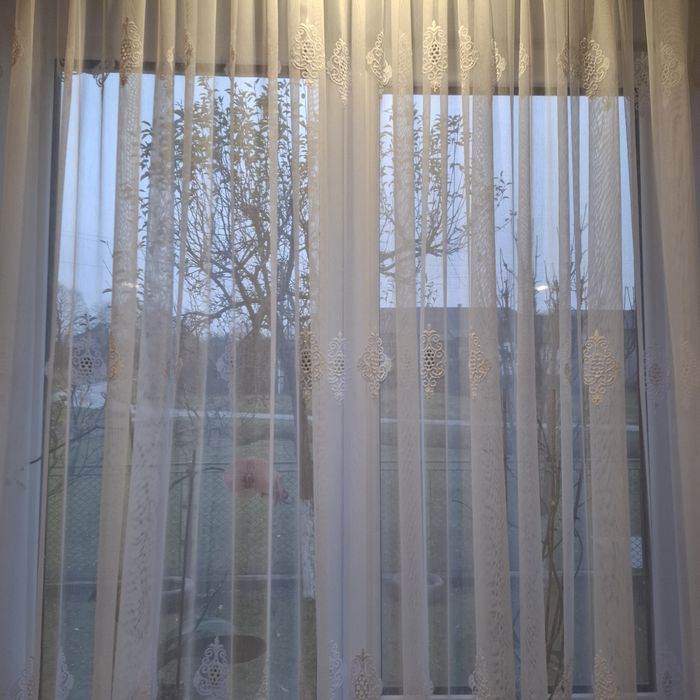 Тюль біла 2 шт ширина по 5 м, висота 2,64