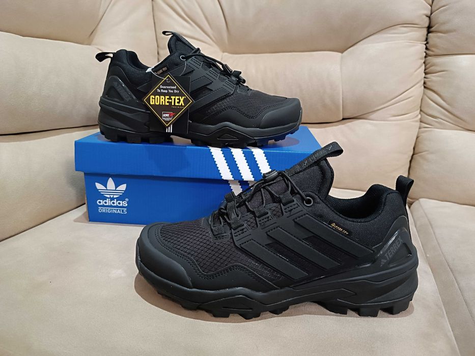 Зимові чіоловічі кросівки Adidas Terrex AX4 (Термо -21*)