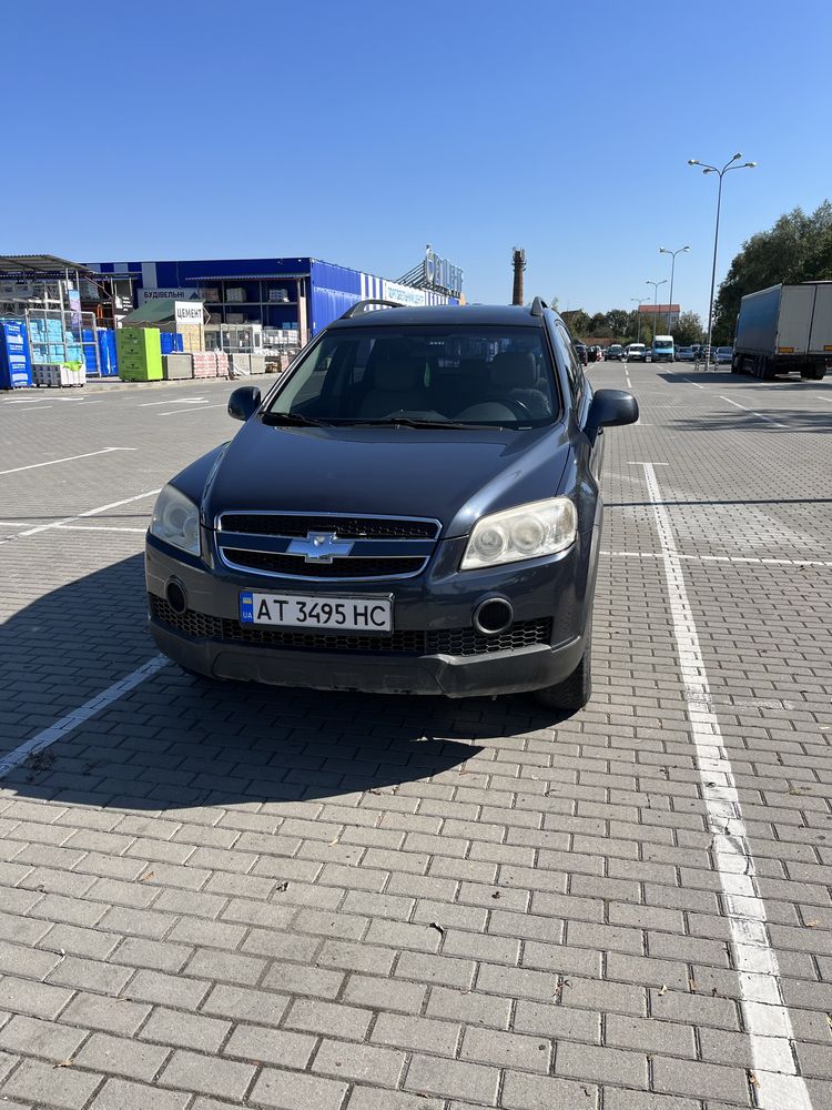 Автомобіль Chevrolet Captiva