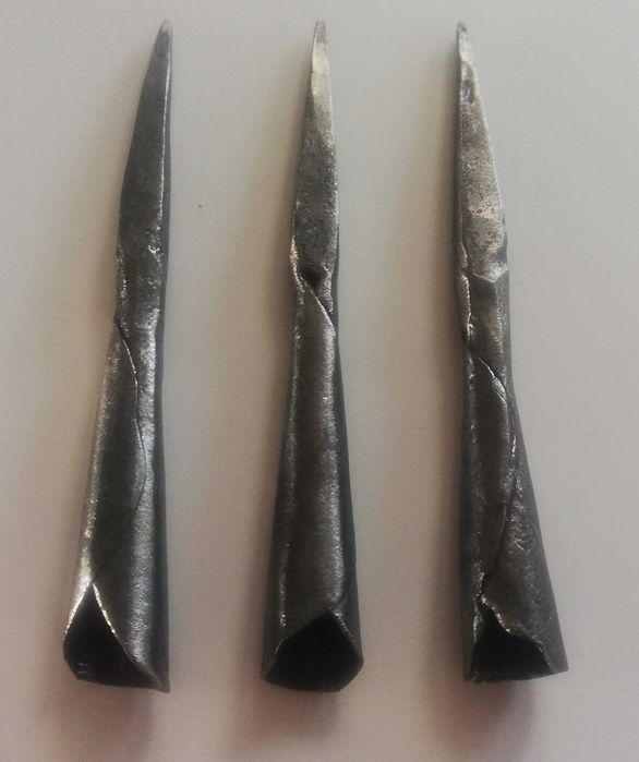 Groty do strzał drewnianych kute stalowe łuk