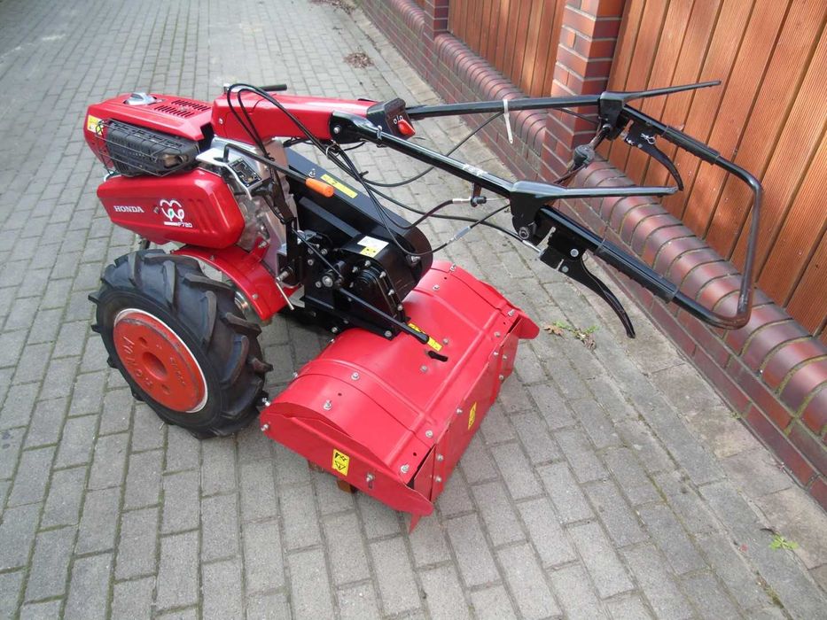 Glebogryzarka spalinowa dzik HONDA F 720  SUPER STAN