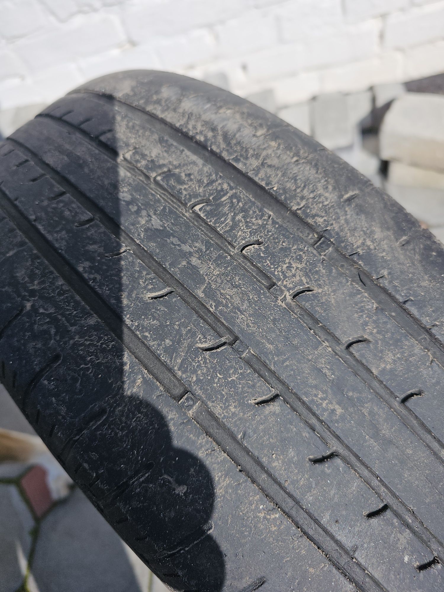 Літні GoodYear EfficientGrip SUV 215/65 R16