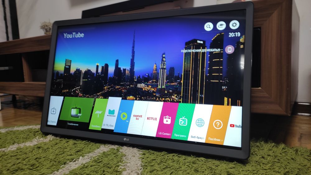Телевізор LG 32", SmartTV, YouTube, Wifi, смарт твтелевізор